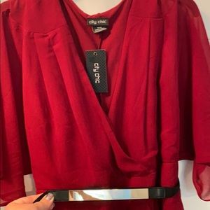 Burgundy dress with pockets!